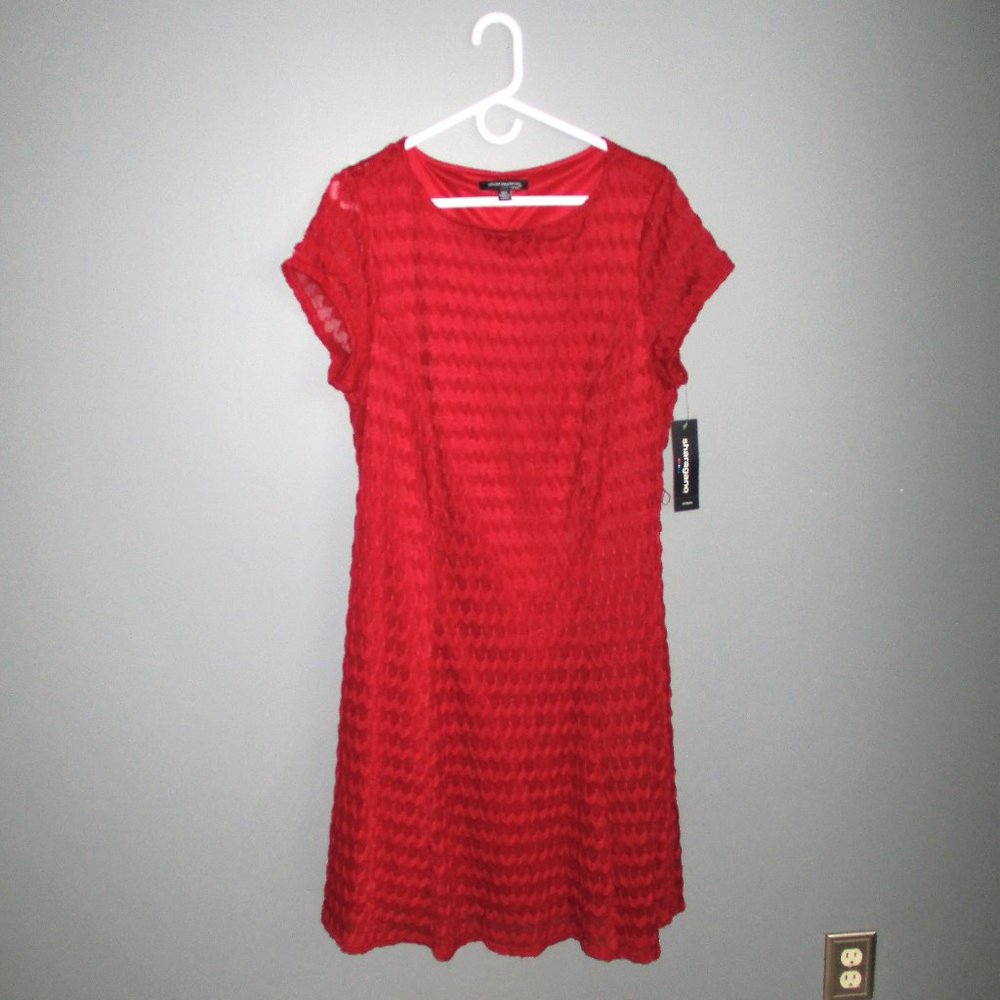 Women's Sharagano Dress with Belt NWT Size 16W